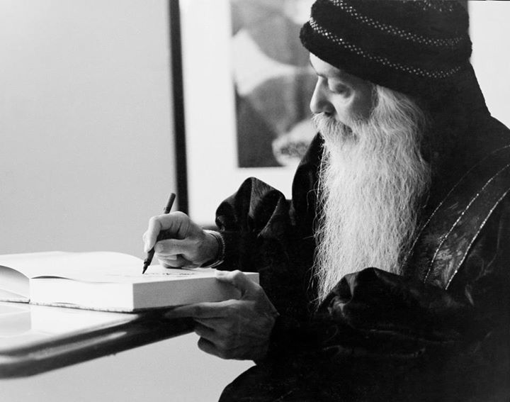 osho signature.jpg